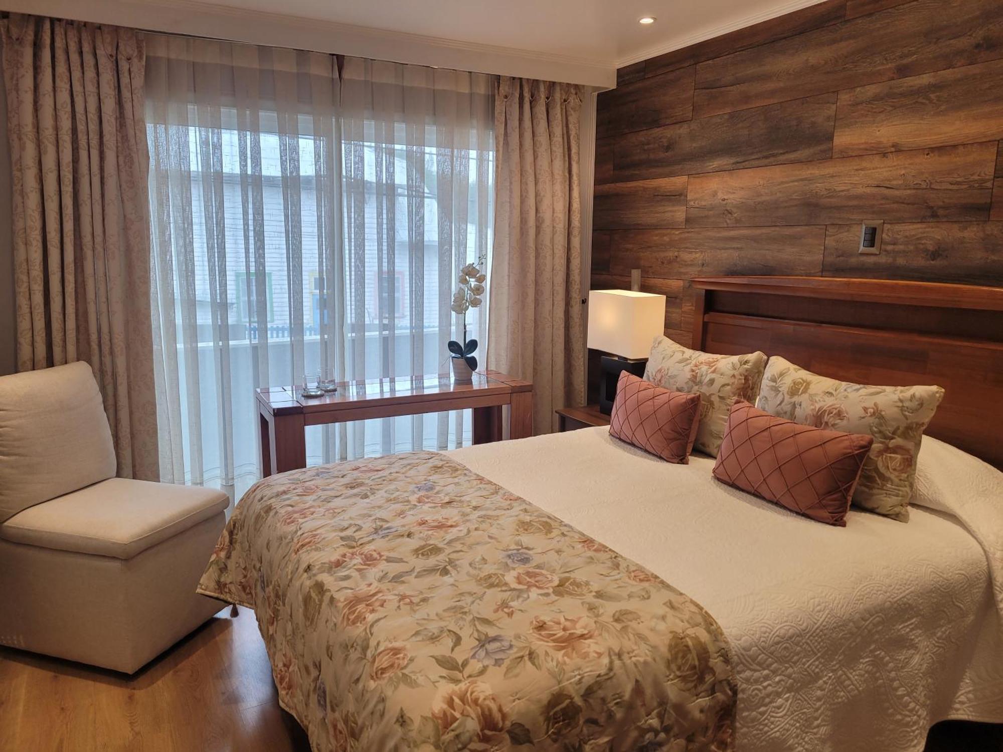 Hotel Puerta Del Lago بورتو فاراس المظهر الخارجي الصورة