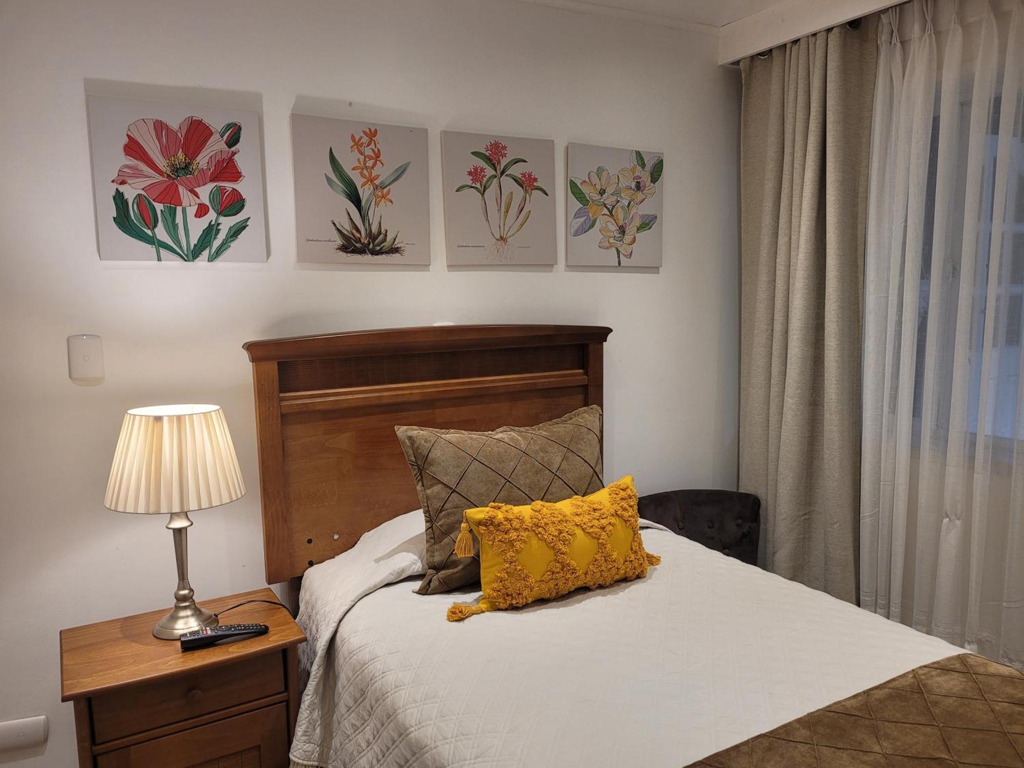 Hotel Puerta Del Lago بورتو فاراس المظهر الخارجي الصورة